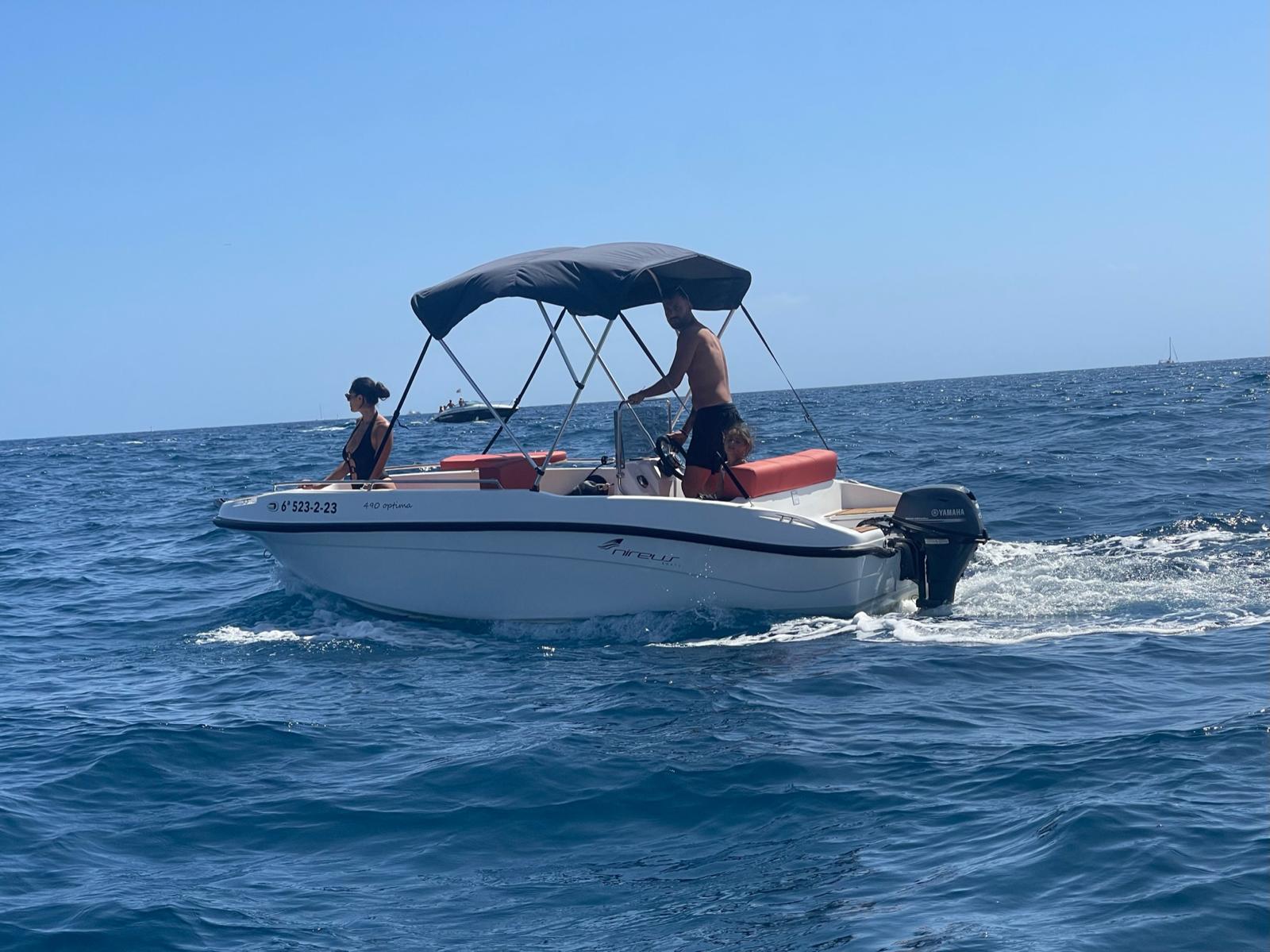 Wynajem łodzi bez patentu – Costa Adeje