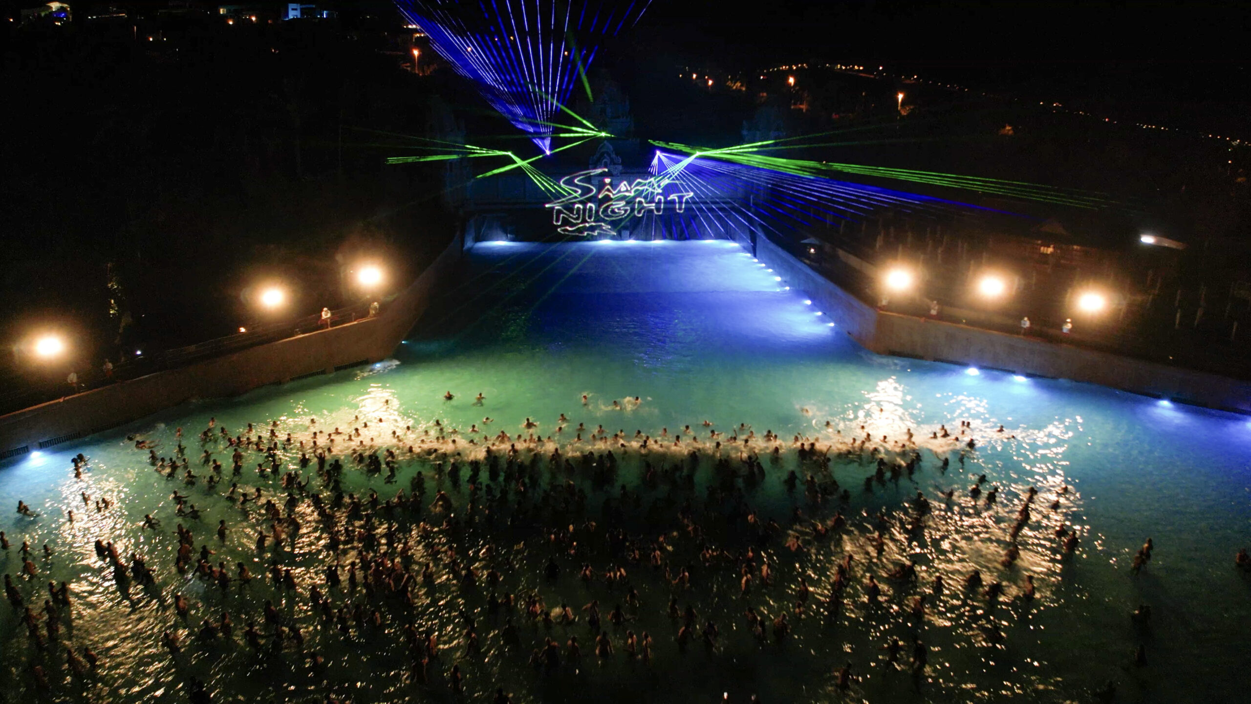 SIAM NIGHT (tylko lipiec i sierpień) – Siam Park po zmroku