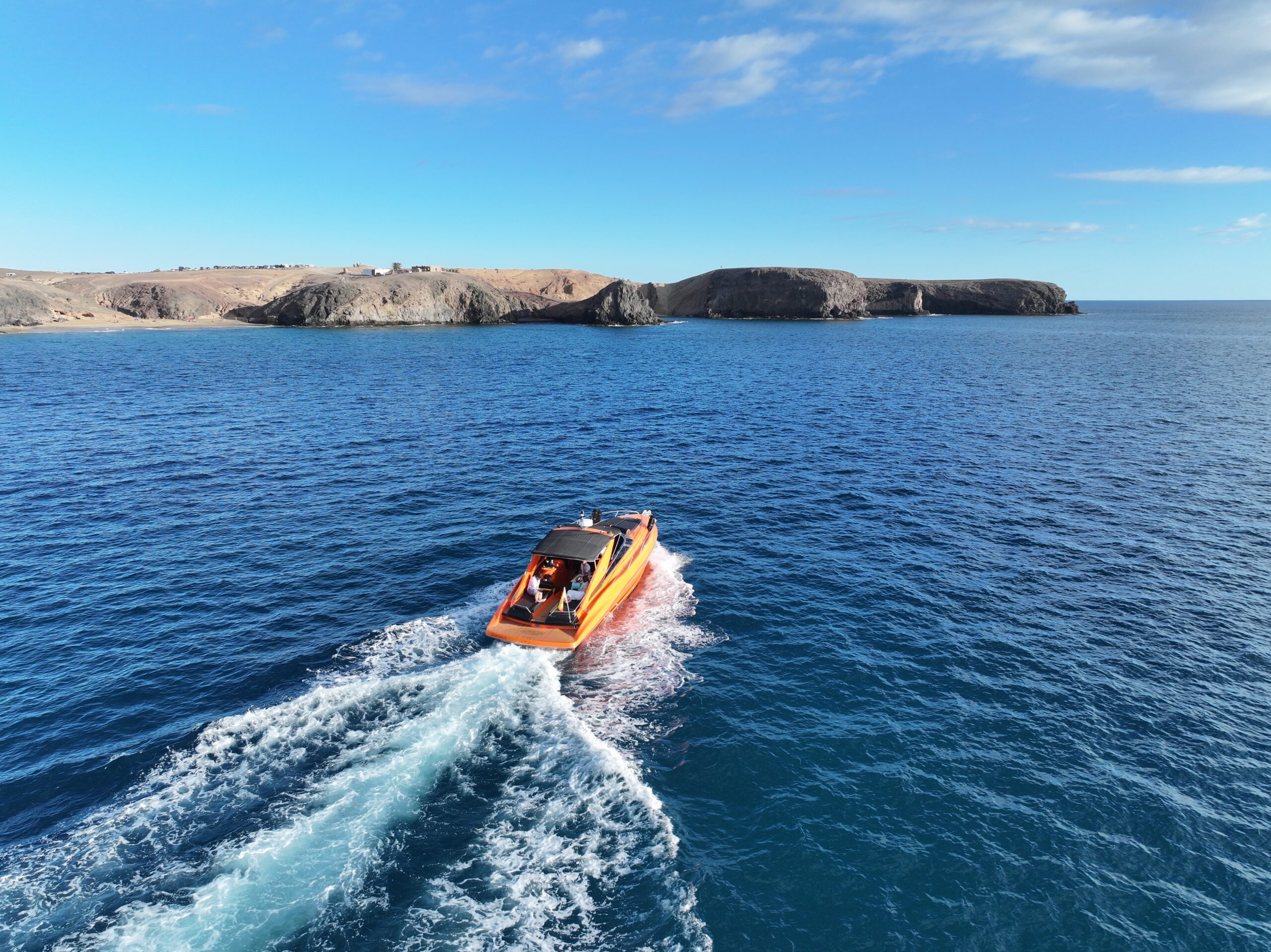 Jacht premium Sunseeker – 3h rejs wzdłuż Lanzarote
