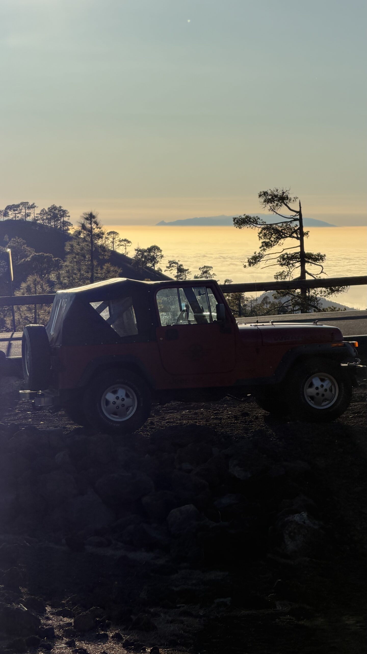 Wycieczka Jeepem Wranglerem do Teide na Zachód Słońca