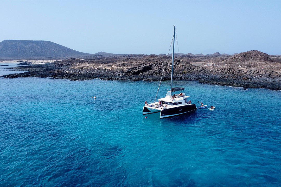 Rejs katamaranem premium Bali 4.2 – Fuerteventura