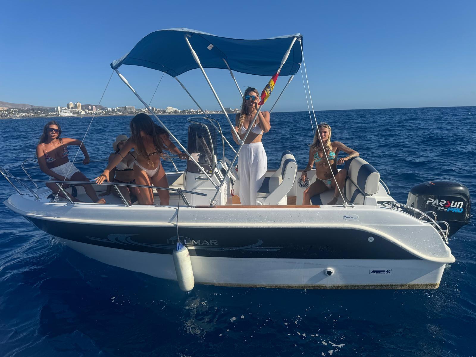Wynajem łodzi bez patentu – Costa Adeje